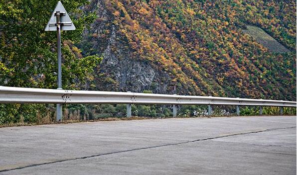 亚洲国产综合精品中文一区二区